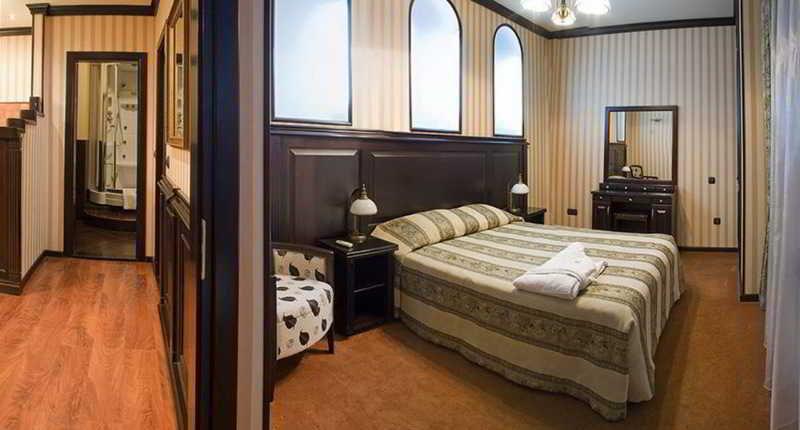 Attache Hotel Κίεβο Εξωτερικό φωτογραφία