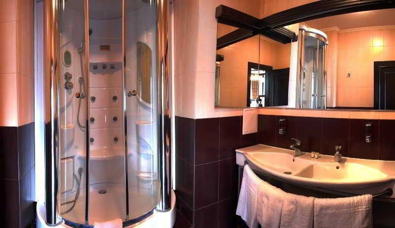 Attache Hotel Κίεβο Εξωτερικό φωτογραφία