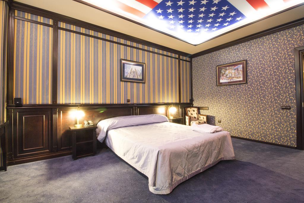 Attache Hotel Κίεβο Εξωτερικό φωτογραφία