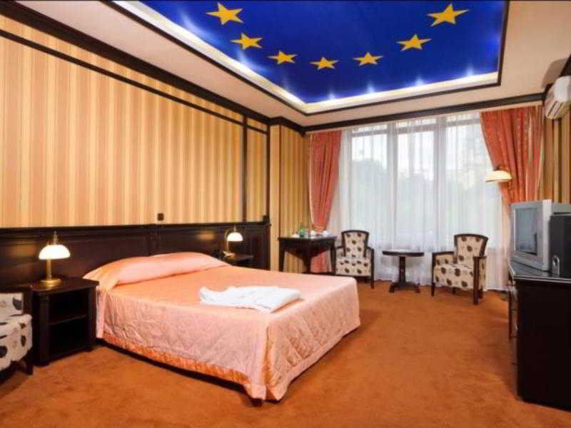 Attache Hotel Κίεβο Εξωτερικό φωτογραφία