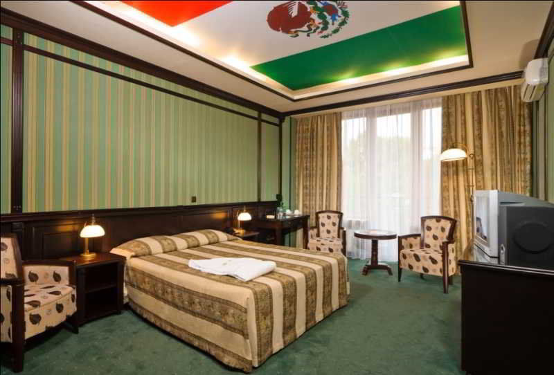 Attache Hotel Κίεβο Εξωτερικό φωτογραφία