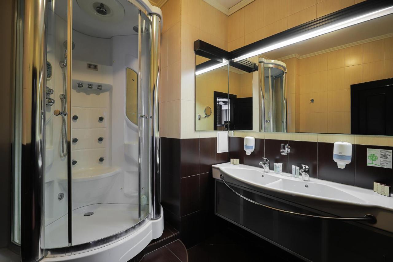 Attache Hotel Κίεβο Εξωτερικό φωτογραφία
