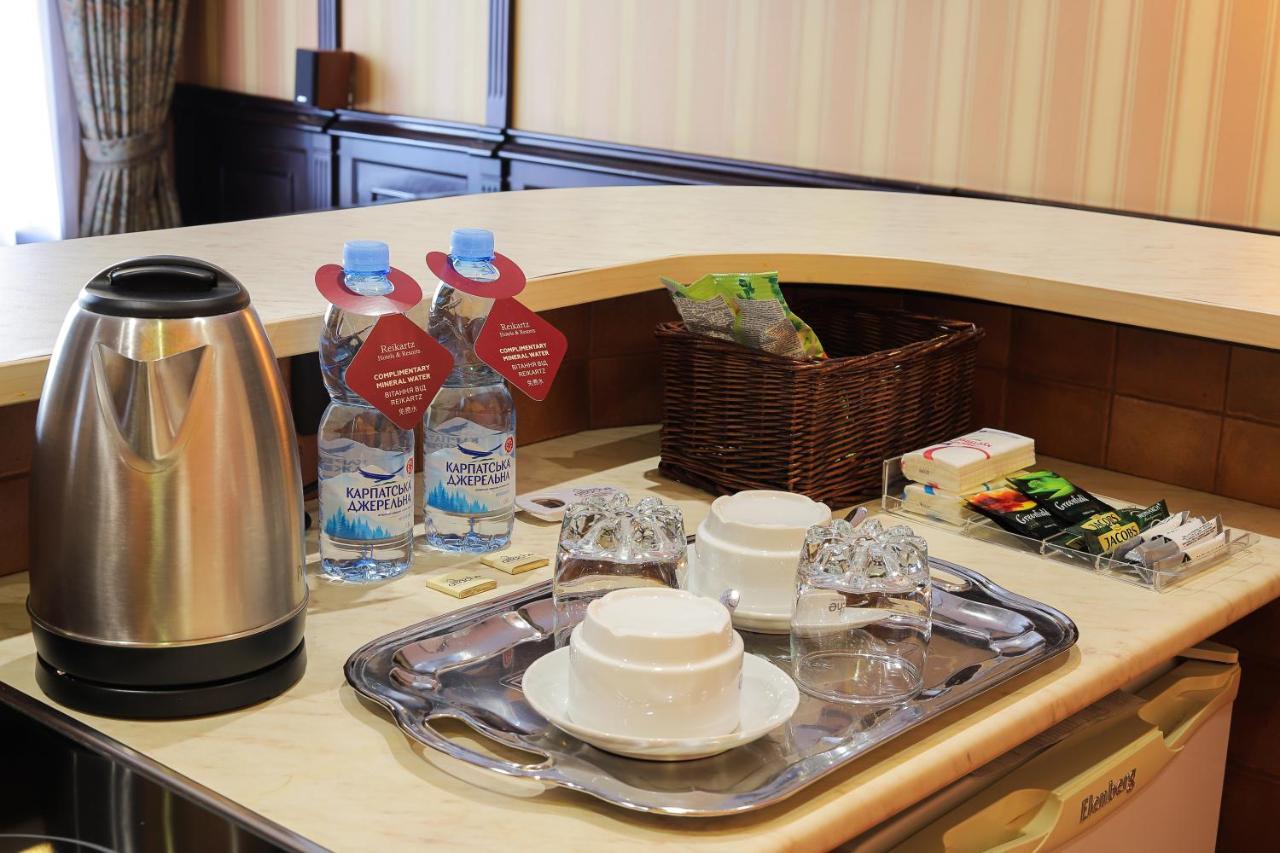 Attache Hotel Κίεβο Εξωτερικό φωτογραφία